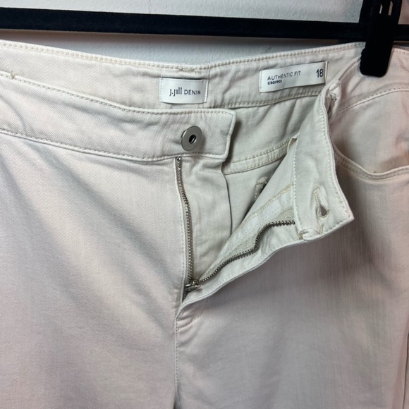 J. Jill Denim Women's Authentic Fit Cropped Jeans Cream Capri Raw Hem Stretch 18 - Picture 6 of 13